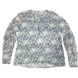 Lucky Brand - Long Sleeve Blue and white paisley oversized women XS